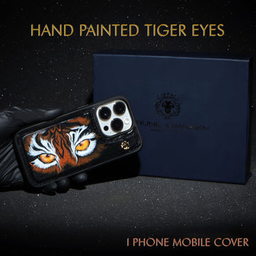 Customized Hand-Painted Mobile Cover with Mini Metal Lion