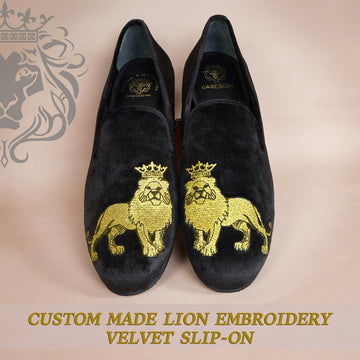 Custom Made Embroidered Lion Black velvet Slip-On Shoes for Men