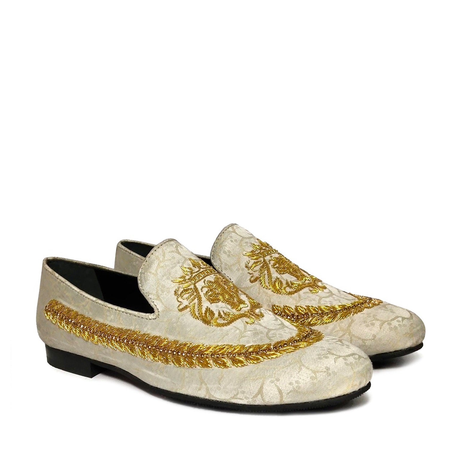 Zardosi Lion Dove Slip-on with Stem Design By Brune & Bareskin