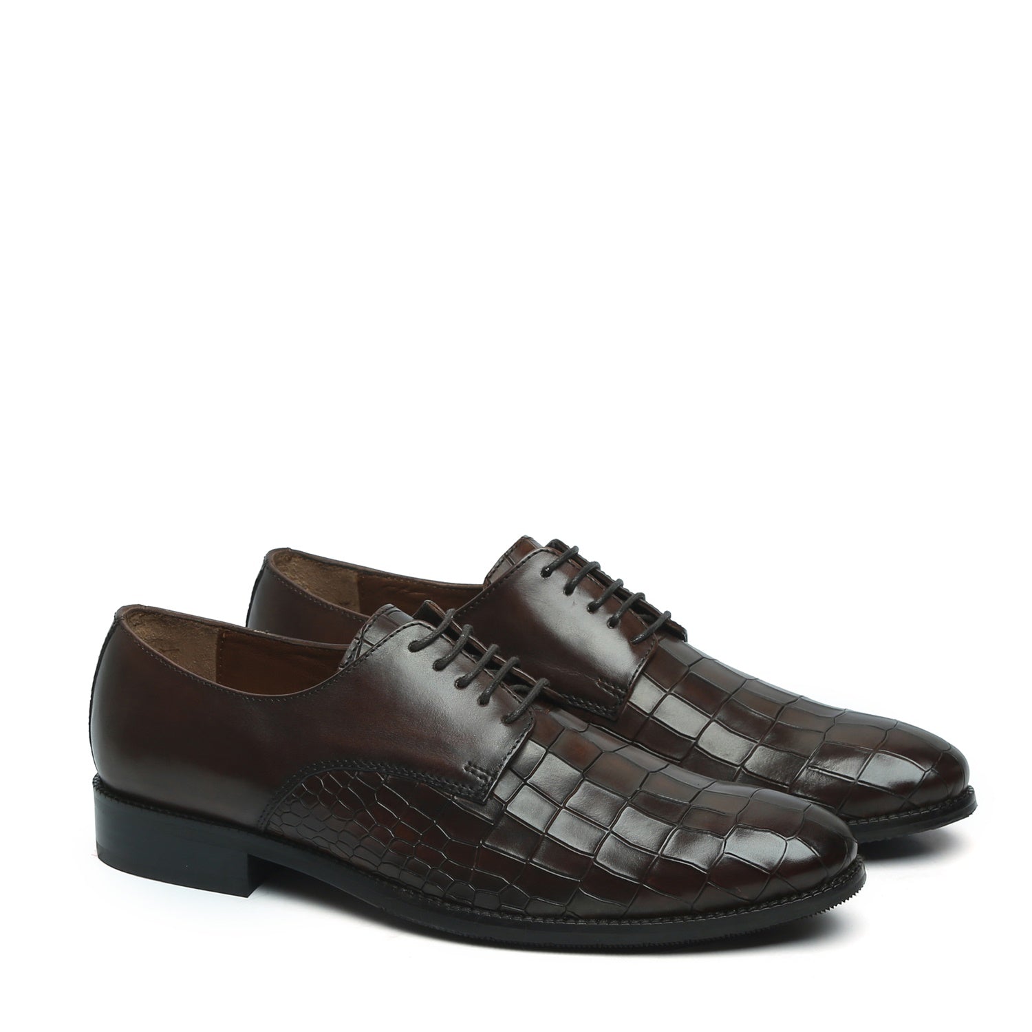 Brown Lace-Up Shoes with Deep Cut Leather Toe by Brune & Bareskin