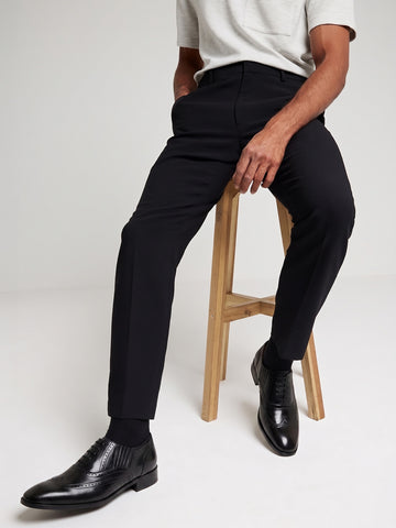 Black Lazy Man Stylish Wingtip Punching with Fixed Oxford Leather Lace-Up Formal Shoe