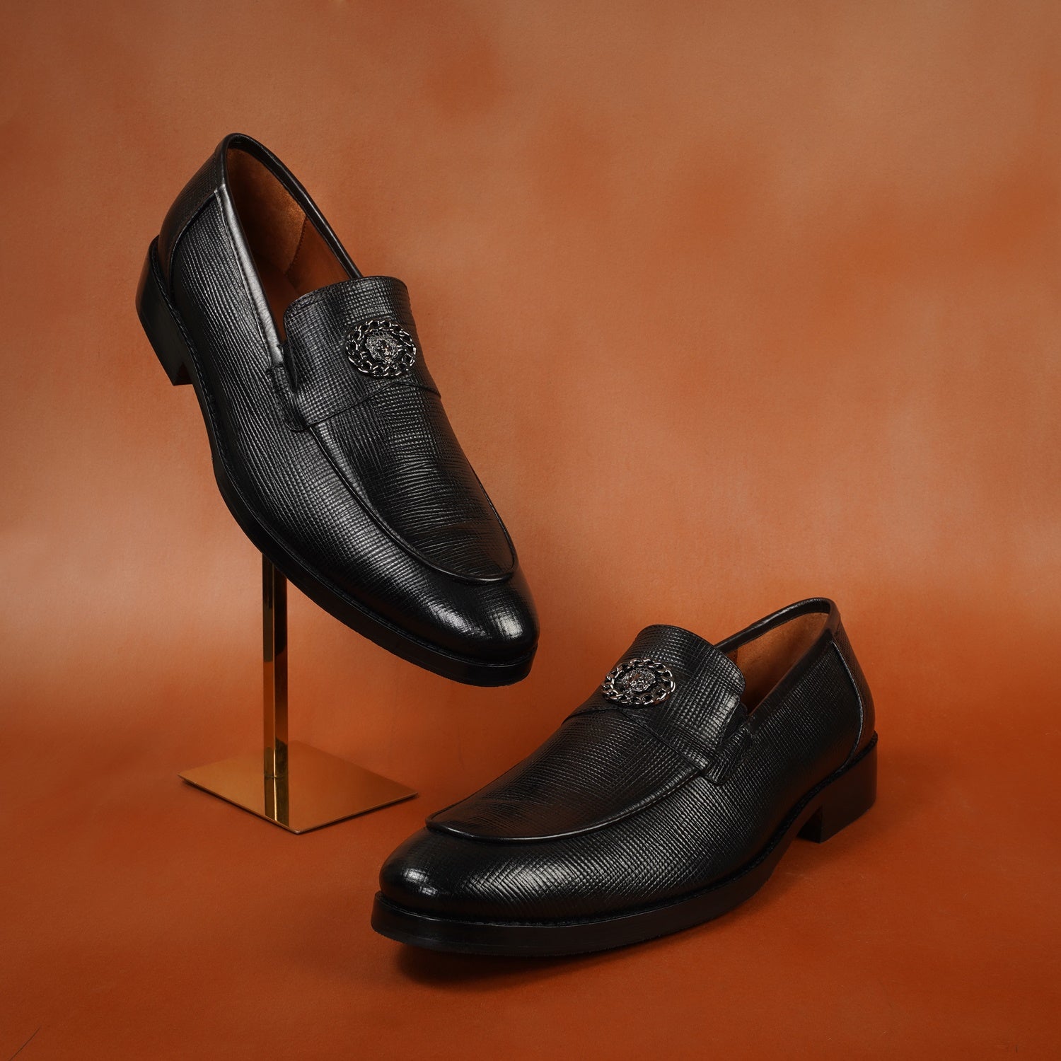 EGONlab. Spikeローファー 25ss EGONLAB SPIKE LOAFER LEATHER 41