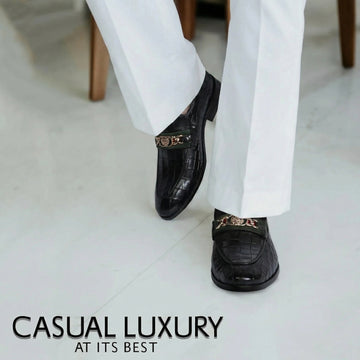 Croco Embossed Black Loafer with Raised Metal Lion Chain Embellishment
