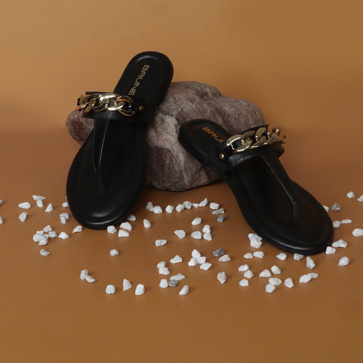 String Slippers Women's Black Knotted Golden Chain Embellishment T-Strap Slippers