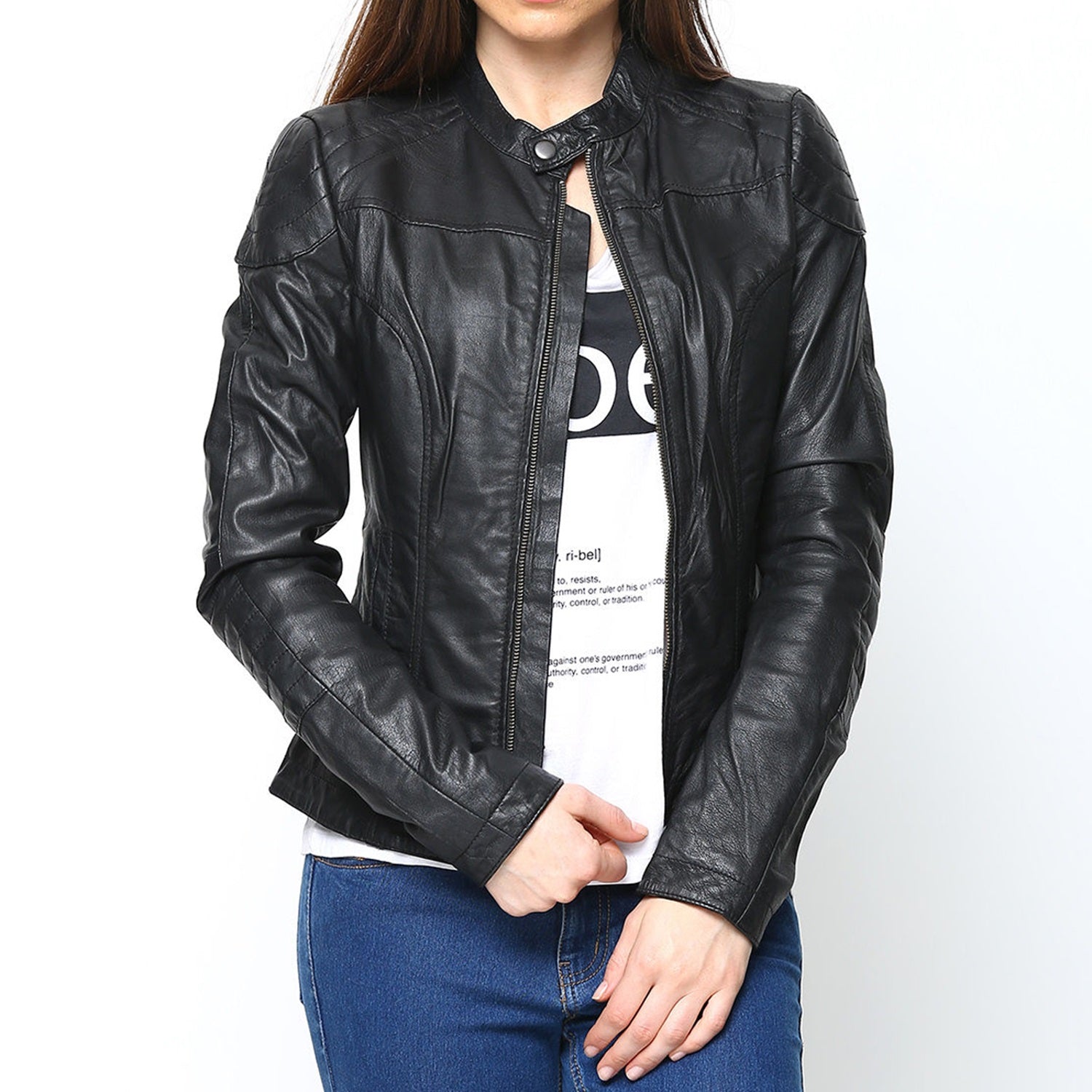 Black Leather Ladies Jacket With Zipper Closure