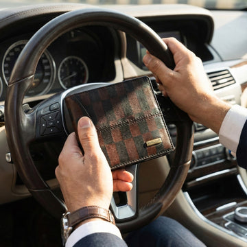 Checkered Bi-Fold Wallet in Fullgrain Leather