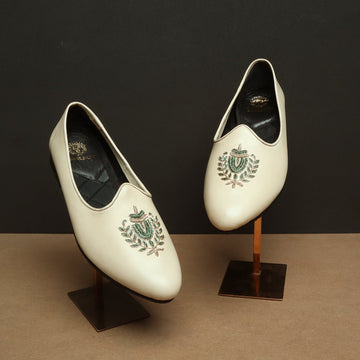 Dove Royal Crest Zardosi Jalsa