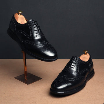 Light Weight Collection Black Leather Brogue Shoe with Flat Cushioned Sole