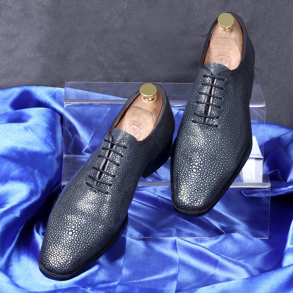 Exclusive Oxfords Lace-Up Formal Shoes in Stingray Fish Leather