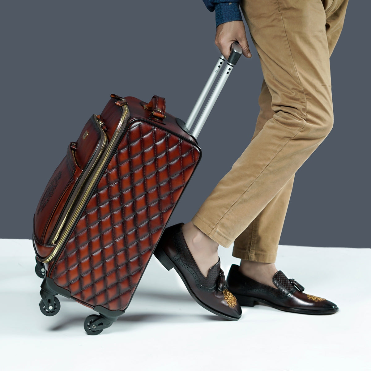 Buy Black Luggage & Trolley Bags for Men by VIP Online | Ajio.com
