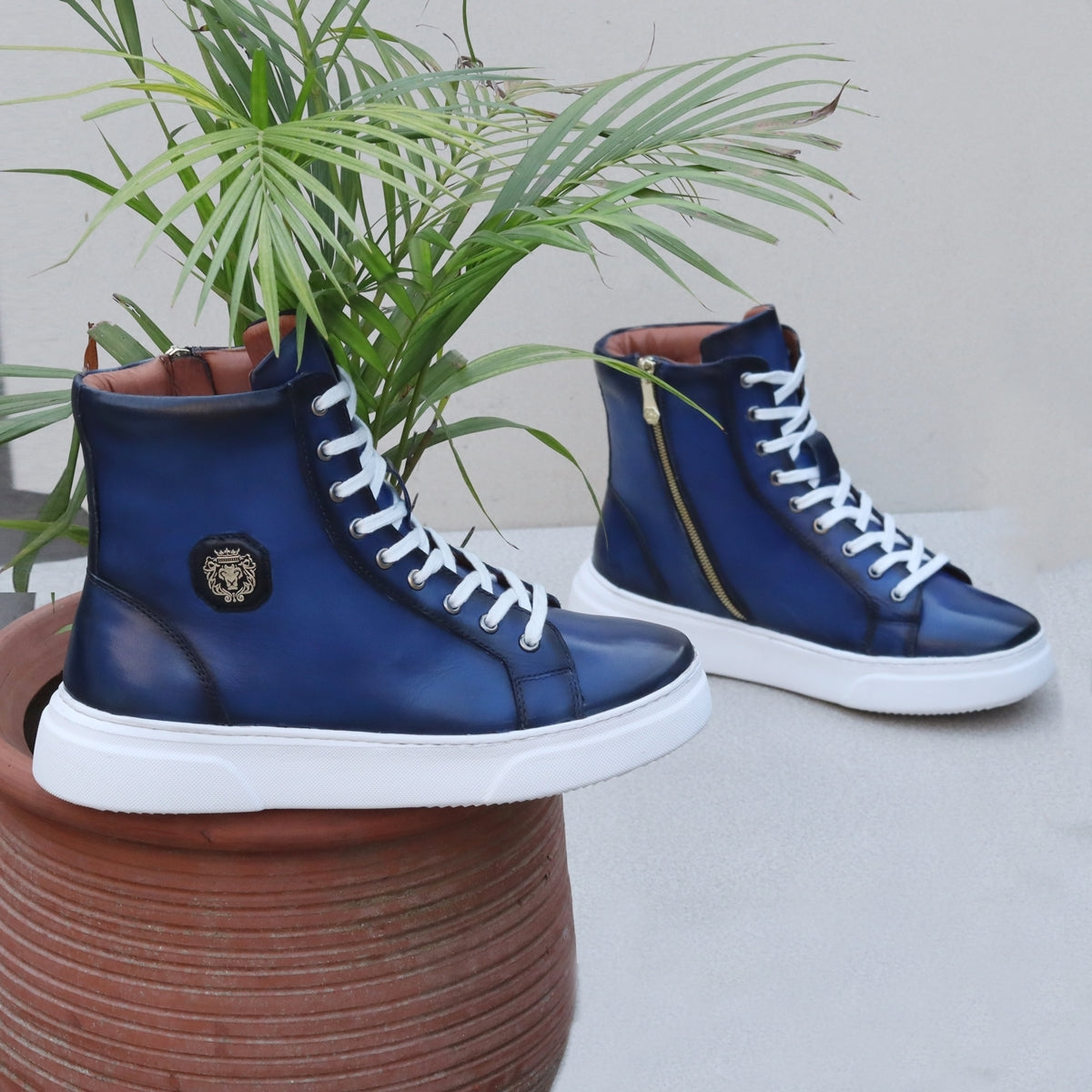 High Tops vs Low Tops: How Any Guy Can Style High Tops and How They Alter  an Outfit + 5 Looks, 2 Ways · Primer